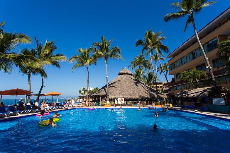 Hotel Las Palmas By The Sea All Inclusive Beach Resort en Puerto Vallarta  te invita a disfrutar del Verano – gtoviaja